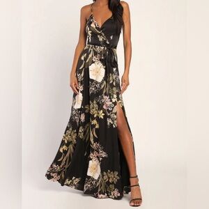 Black floral satin maxi dress. Size small. Brand Lulus